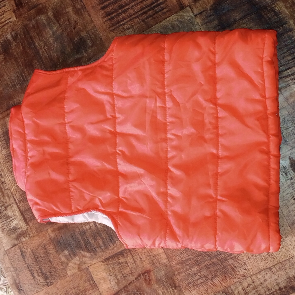 Vest - Picture 2 of 5